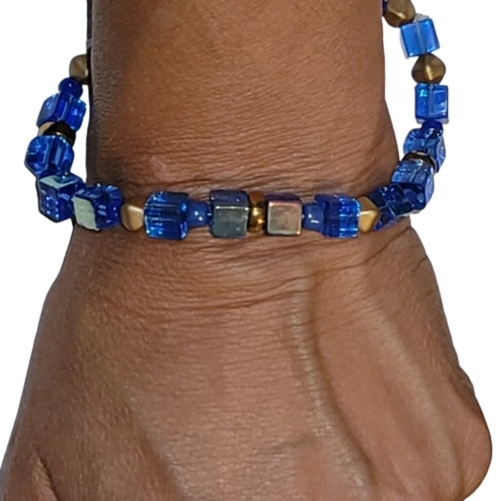 BLUE bracelet square beads